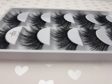 Load image into Gallery viewer, Faux Mink Lash Pack - #G808
