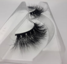 Load image into Gallery viewer, Bad B*tch
