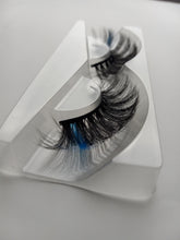 Load image into Gallery viewer, Royal Queen
